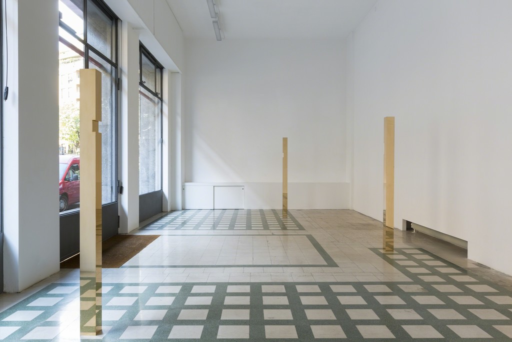 Francesco Arena, 'sette, uno, quattro', 2015 - Installation View at Galleria Raffaella Cortese, Milano - Photo: Roberto Marossi Francesco Arena, 'sette, uno, quattro', 2015 - Installation View at Galleria Raffaella Cortese, Milano - Photo: Roberto Marossi