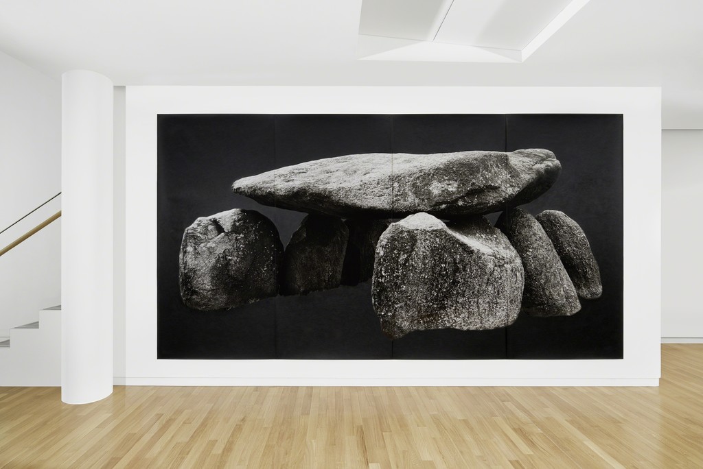 Tacita Dean, Hünengrab, 2008, Credit Christian Kain, Courtesy Fondation Louis Vuitton Tacita Dean, Hünengrab, 2008, Credit Christian Kain, Courtesy Fondation Louis Vuitton