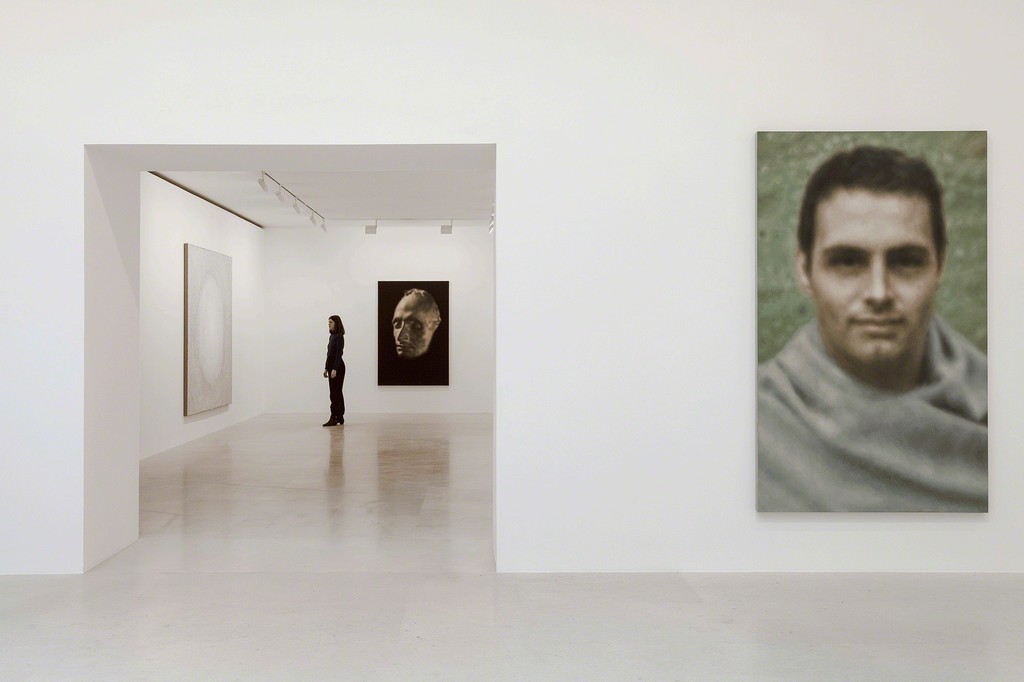 Artworks © Y.Z. Kami. Courtesy of the artist and Gagosian. Photography by Zarko Vijatovic. Artworks © Y.Z. Kami. Courtesy of the artist and Gagosian. Photography by Zarko Vijatovic.