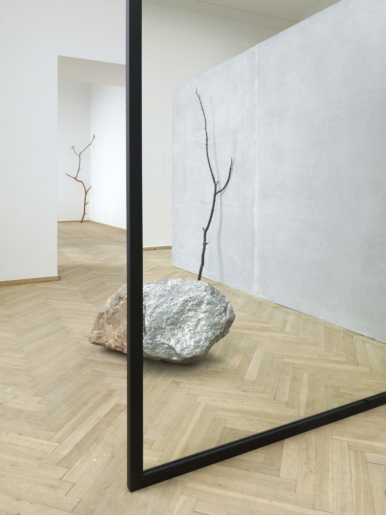 Alicja Kwade, ‘Out of Ousia’ (2016), 'Parralelwelt (Ast/AntiAst)' (2018). Detail, Kunsthal Charlottenborg 2018. Photo: Roman März. Courtesy the artist, KÖNIG GALERIE, Berlin / London, 303 GALLERY, New York, kamel mennour, Paris / London. Collection of National Gallery of Australia Alicja Kwade, ‘Out of Ousia’ (2016), 'Parralelwelt (Ast/AntiAst)' (2018). Detail, Kunsthal Charlottenborg 2018. Photo: Roman März. Courtesy the artist, KÖNIG GALERIE, Berlin / London, 303 GALLERY, New York, kamel mennour, Paris / London. Collection of National Gallery of Australia
