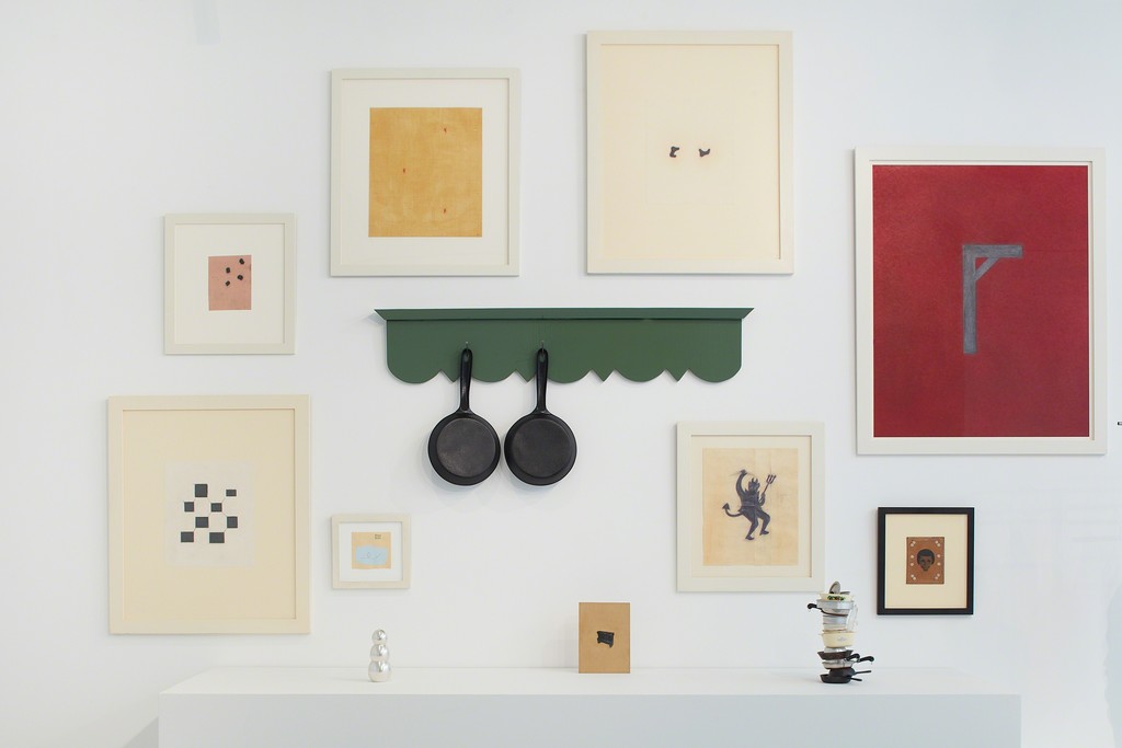 Artwork © 2019 Robert Therrien / Artists Rights Society (ARS), New York. Photo: Johnna Arnold. Courtesy Gagosian. Artwork © 2019 Robert Therrien / Artists Rights Society (ARS), New York. Photo: Johnna Arnold. Courtesy Gagosian.
