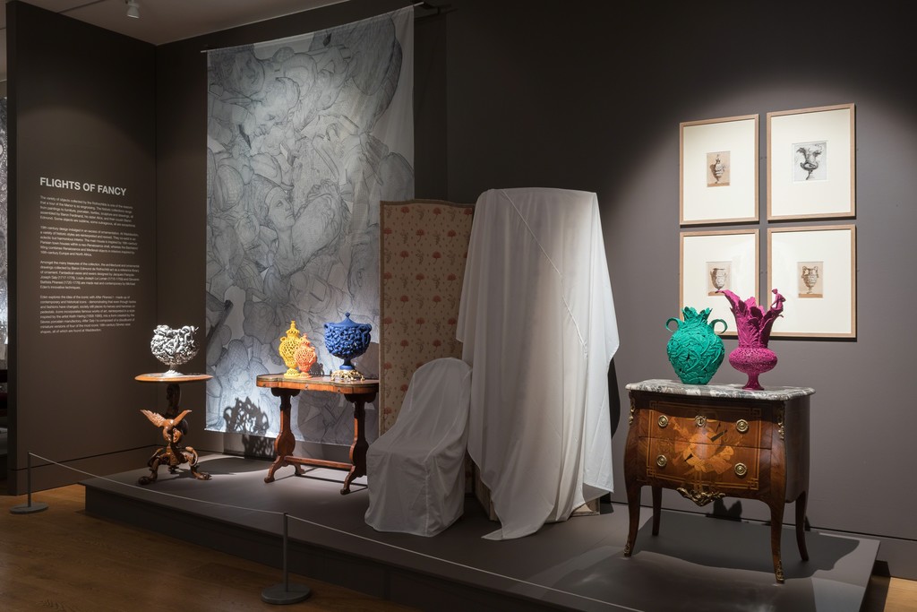 Michael Eden, Form & Transform. Coach House at Waddesdon Manor, 25th May- 21st October 2018. Photo: National Trust, Waddesdon Manor, Mike Fear Michael Eden, Form & Transform. Coach House at Waddesdon Manor, 25th May- 21st October 2018. Photo: National Trust, Waddesdon Manor, Mike Fear