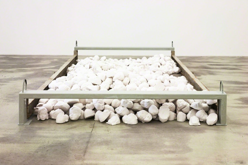 two thousand profiles, 2015, gypsum, metal, each 354 x 151 x 32 cm, exhibition view at Klemm's, Berlin 2015 two thousand profiles, 2015, gypsum, metal, each 354 x 151 x 32 cm, exhibition view at Klemm's, Berlin 2015