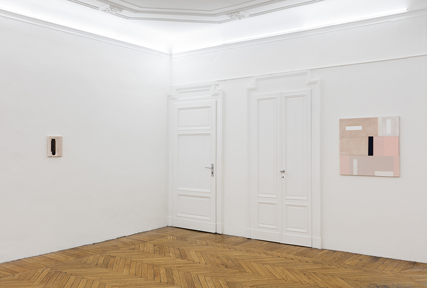 Svenja Deininger, Second Sentece, 2017
Installation view at Federica Schiavo Gallery Milano
ph. Andrea Rossetti Svenja Deininger, Second Sentece, 2017
Installation view at Federica Schiavo Gallery Milano
ph. Andrea Rossetti