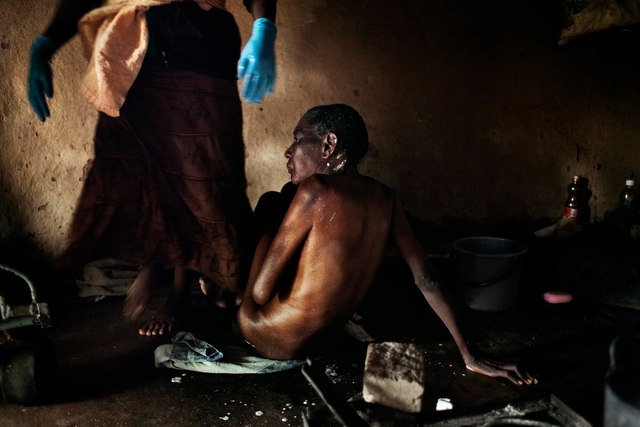 robin hammond, ‘ZIMBABWE Z 3’, 2012, Photography, Digital print by Picto Paris on aluminium panel, Galerie Galea