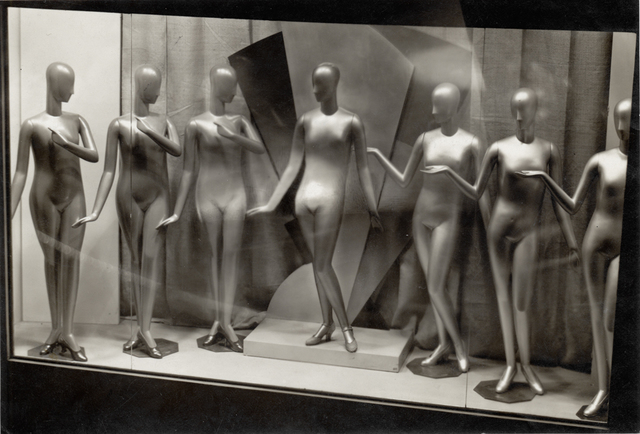 Germaine Krull, ‘Étalage: les mannequins (Display: mannequins)’, 1928, Jeu de Paume