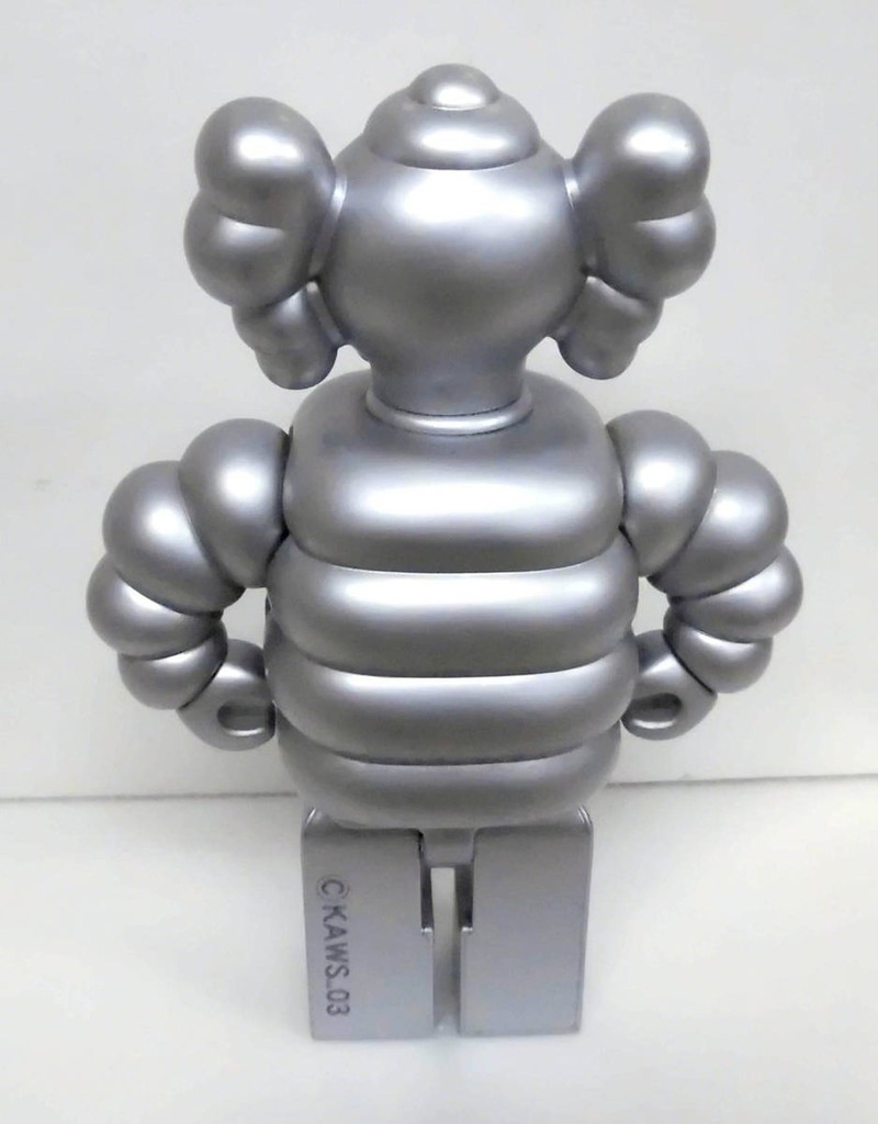 kaws, 400% mad hectic kubrick, 2003, ehc fine art: essential