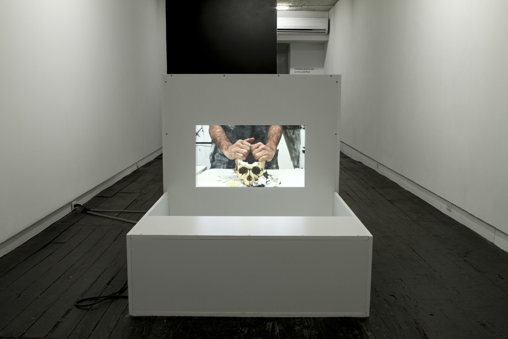 Installation view of "Delusion Through Details" at LMAKgallery
Work on view "Discern in Reverse", 2016
Press board, Formica, two video projections, 2 HD media players, 4 self-powered Yamaha speakers, 2 HD projectors, 2 grip bars, sound-proofing foam, tropical fresh air freshener
144 x 48 x 48 inches
Edition of 3, 1 AP Installation view of "Delusion Through Details" at LMAKgallery
Work on view "Discern in Reverse", 2016
Press board, Formica, two video projections, 2 HD media players, 4 self-powered Yamaha speakers, 2 HD projectors, 2 grip bars, sound-proofing foam, tropical fresh air freshener
144 x 48 x 48 inches
Edition of 3, 1 AP