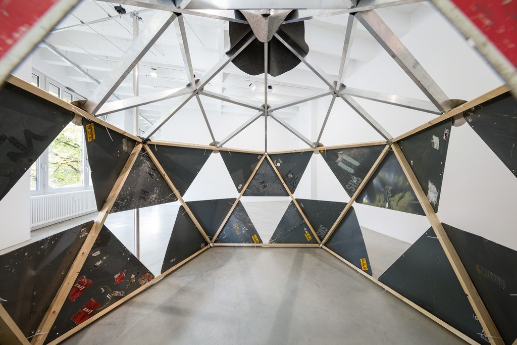 Marjetica Potrč, Drop City: Geodesic Dome, 2012/2018, Detail Marjetica Potrč, Drop City: Geodesic Dome, 2012/2018, Detail
