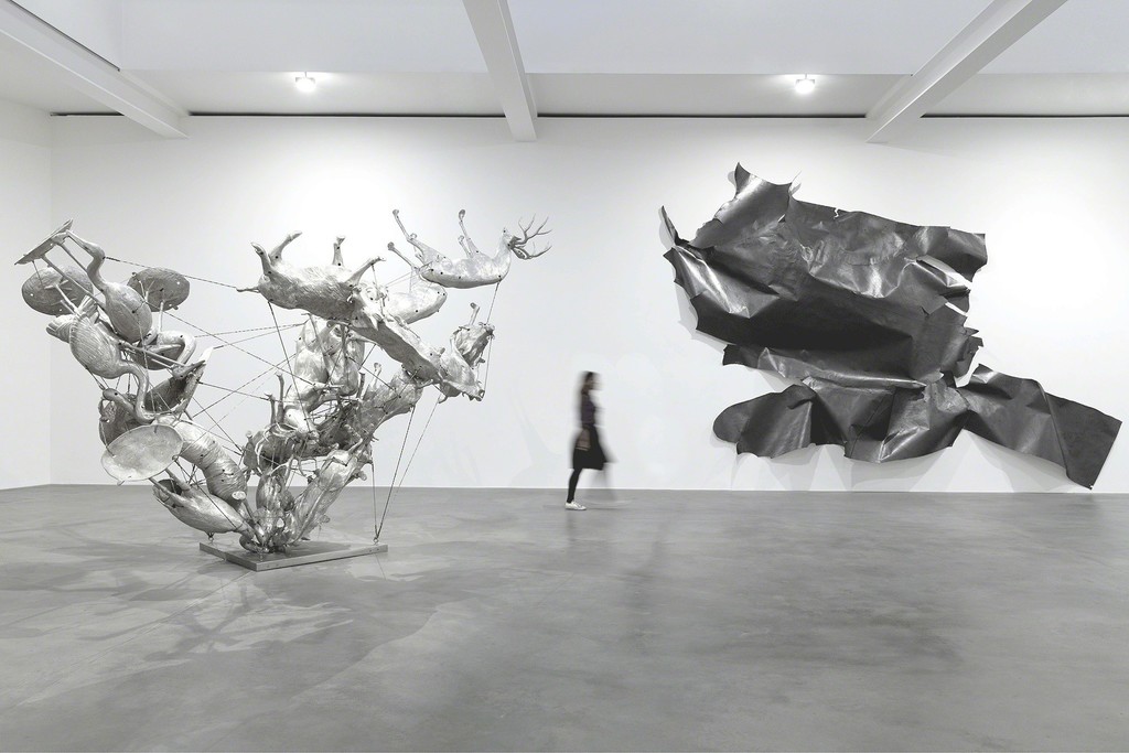 Installation view of "Nancy Rubins: Diversifolia"at Gagosian Britannia Street, London. Artworks © Nancy Rubins. Photo by Lucy Dawkins. Courtesy Gagosian. Installation view of "Nancy Rubins: Diversifolia"at Gagosian Britannia Street, London. Artworks © Nancy Rubins. Photo by Lucy Dawkins. Courtesy Gagosian.