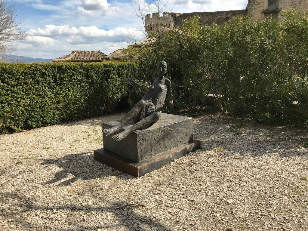 "L'Odalisque", 1/8, 2010 "L'Odalisque", 1/8, 2010