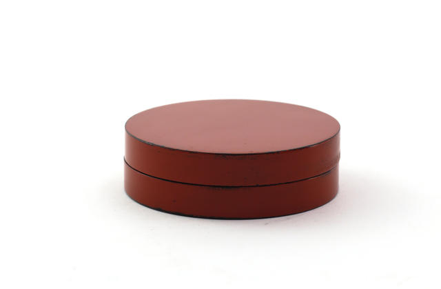 Jihei Murase, ‘Ichimonji (one line) incense container, Negoro style’, 2017, Design/Decorative Art, Lacquer, Ippodo Gallery