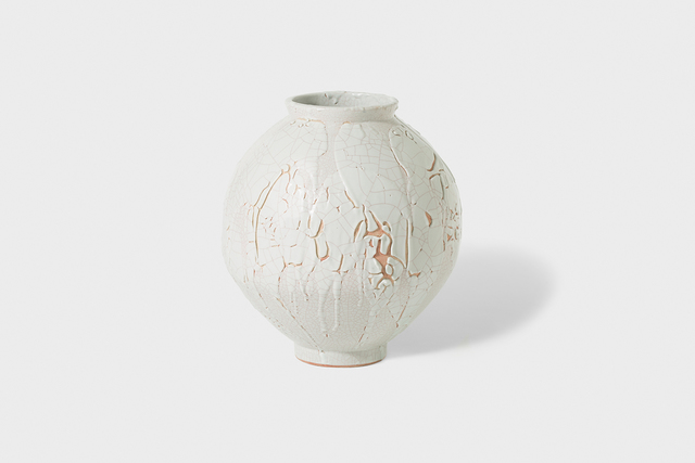 Do-hyun Han, ‘White Porcelain Moon Jar’, 2011, Gallery LVS