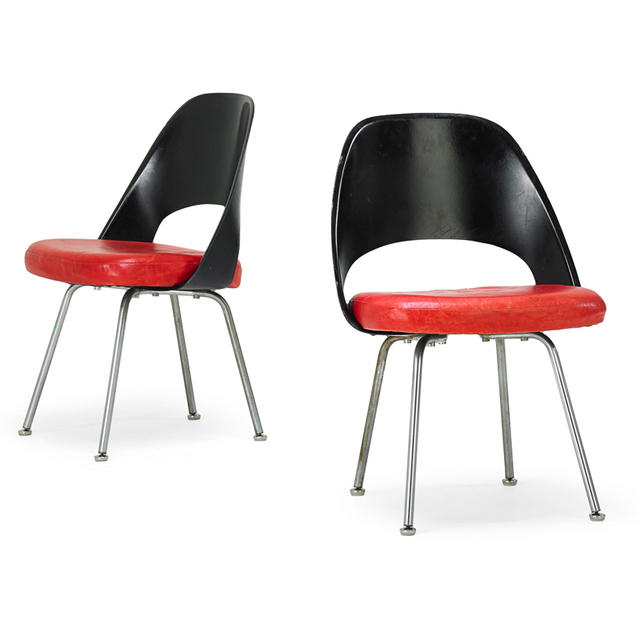 Eero Saarinen, ‘Pair of Chairs, New York’, 1960s, Rago/Wright