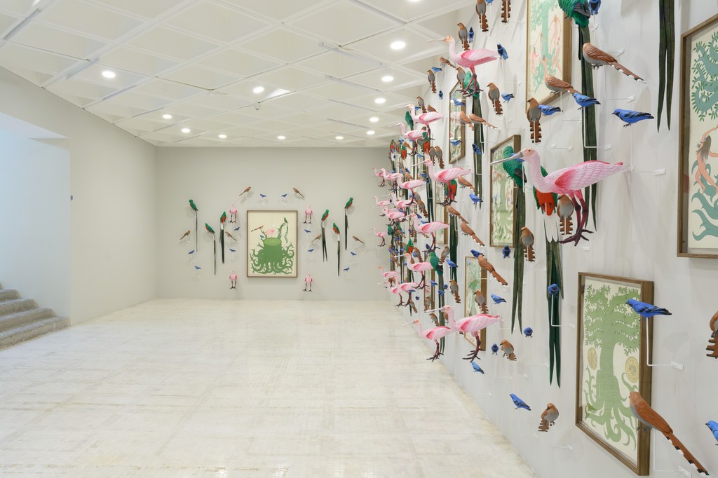 Installation view of "Special Project: Eduardo Sarabia. Celebrations and Other Feathered Serpent" at Museo Tamayo, Mexico City (2016). © Paolo Montalvo. Courtesy of Museo Tamayo Installation view of "Special Project: Eduardo Sarabia. Celebrations and Other Feathered Serpent" at Museo Tamayo, Mexico City (2016). © Paolo Montalvo. Courtesy of Museo Tamayo