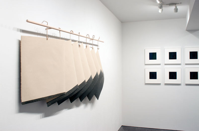 Richard Smith's "Diary", 1975 left and Sol LeWitt's "All All Double Combinations (Superimposed) of Six Geometric Figures
(Circle, Square, Triangle, Rectangle, Trapezoid and Parallelogram)",
1977 right. Richard Smith's "Diary", 1975 left and Sol LeWitt's "All All Double Combinations (Superimposed) of Six Geometric Figures
(Circle, Square, Triangle, Rectangle, Trapezoid and Parallelogram)",
1977 right.