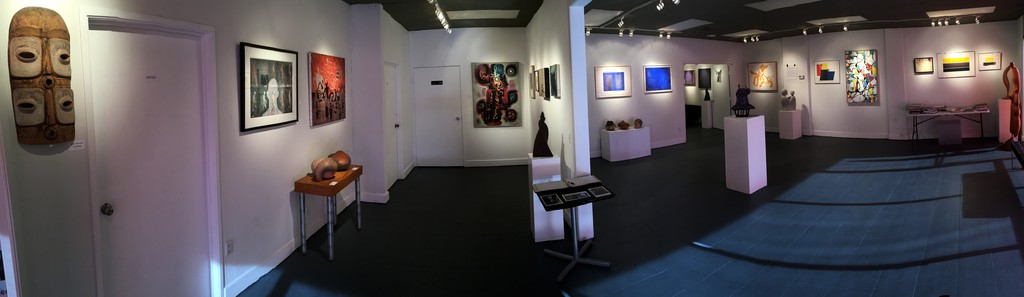 Front gallery panorama shot Front gallery panorama shot