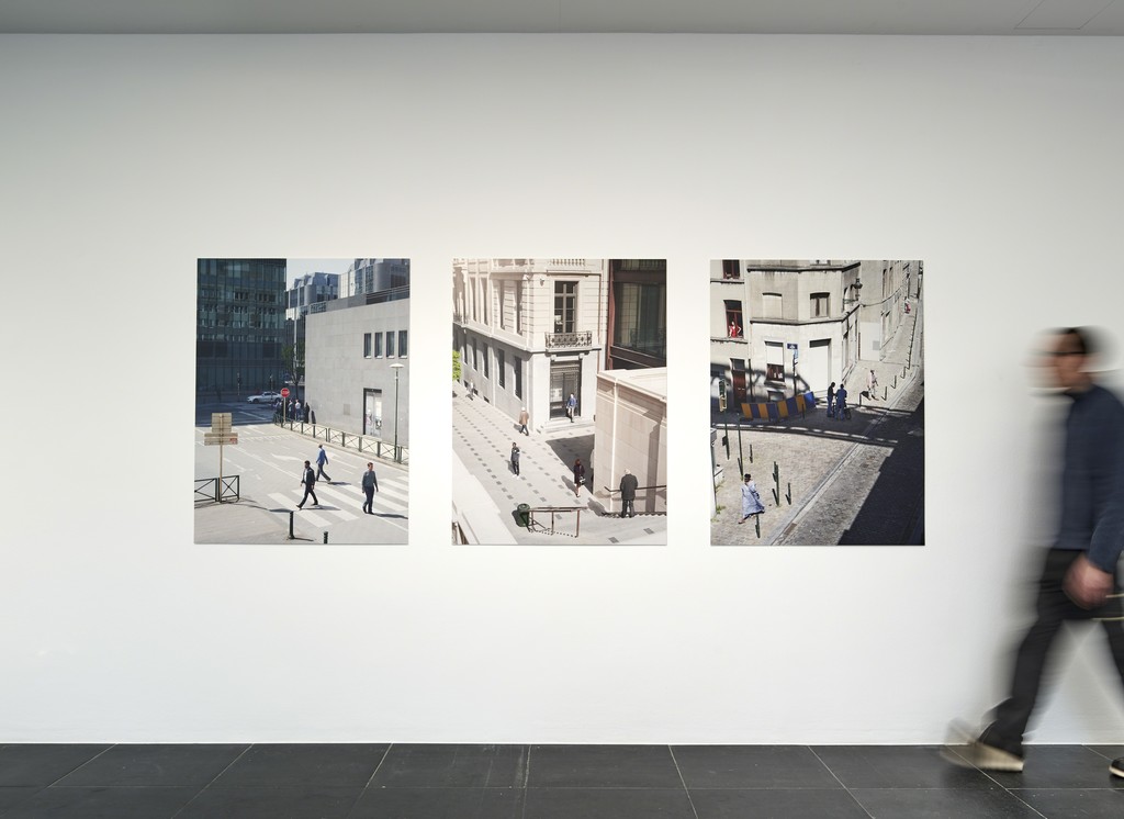 Esther Hovers, False Positives, 2015-16, Installation view Frankfurter Kunstverein, 2018, Photo: N. Miguletz, © Frankfurter Kunstverein, Courtesy of the artist Esther Hovers, False Positives, 2015-16, Installation view Frankfurter Kunstverein, 2018, Photo: N. Miguletz, © Frankfurter Kunstverein, Courtesy of the artist