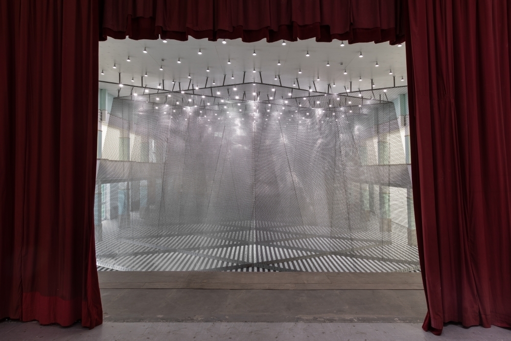 DANIEL BUREN & ANISH KAPOOR, exhibition view GALLERIA CONTINUA, San Gimignano. Ph Ela Bialkowska, OKNO Studio DANIEL BUREN & ANISH KAPOOR, exhibition view GALLERIA CONTINUA, San Gimignano. Ph Ela Bialkowska, OKNO Studio