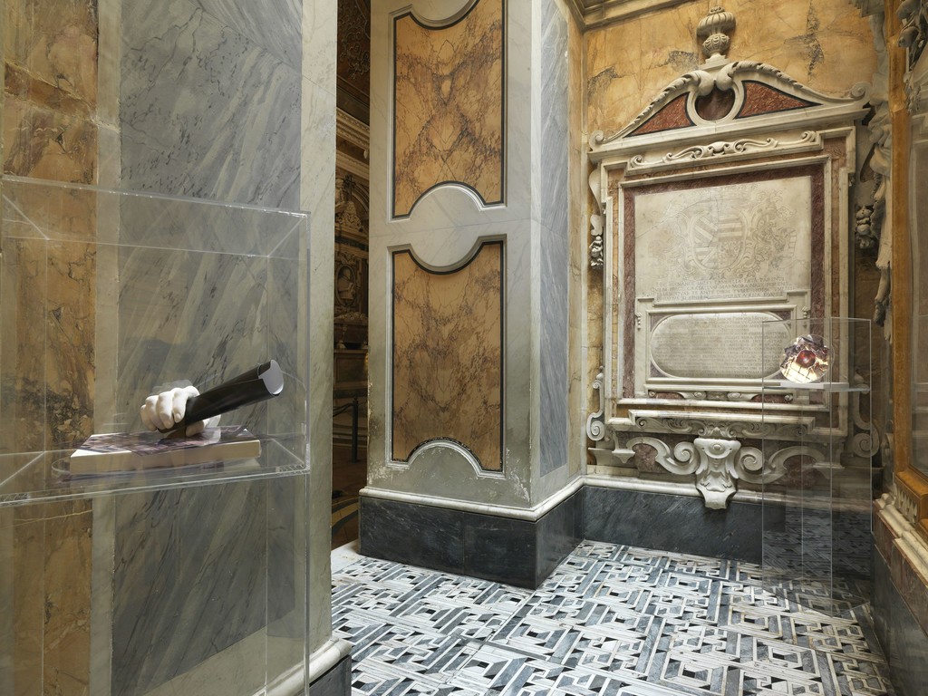Giulio Paolini - da lontano - 2015 - installation view - Museo Cappella Sansevero, Napoli, Italy Giulio Paolini - da lontano - 2015 - installation view - Museo Cappella Sansevero, Napoli, Italy