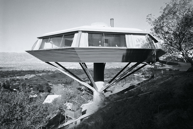 Julius Shulman, ‘John Lautner, Malin Residence (Chemosphere), Hollywood, California’, 1999, TASCHEN