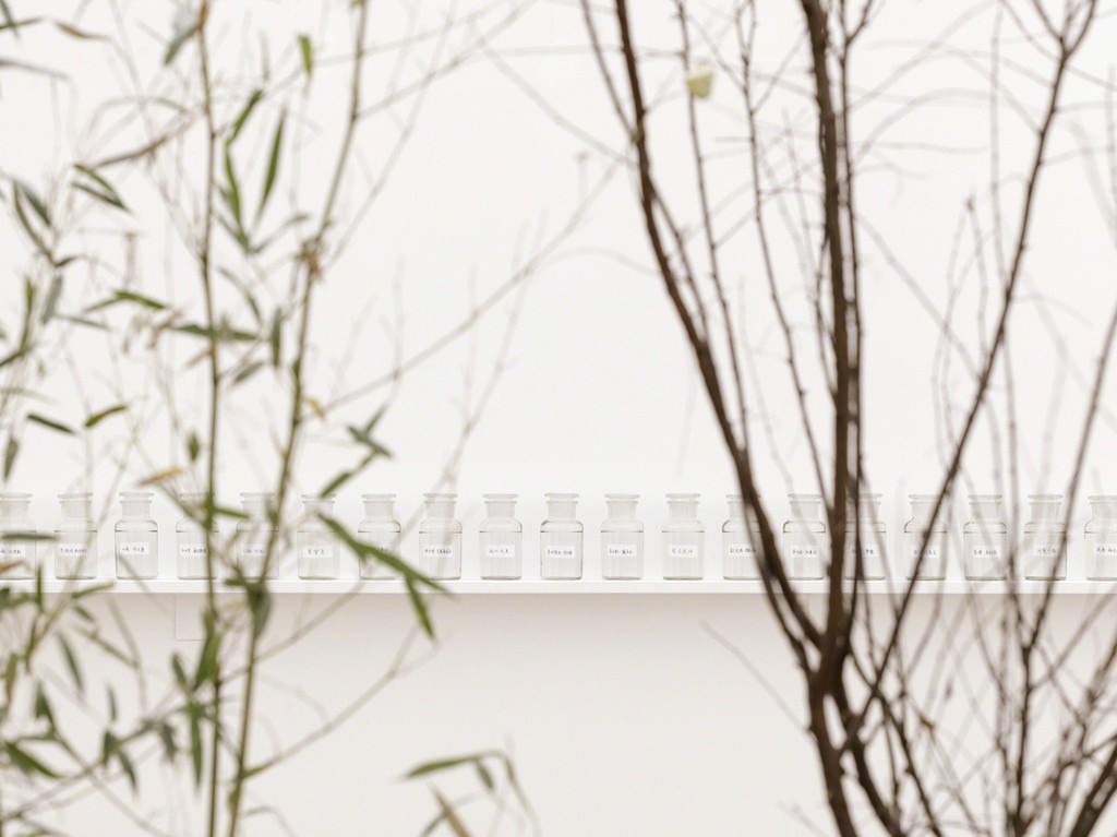 Installation photo from "Yoko Ono: Golden Ladders" Faurschou Foundation, Beijing (2015). Photo by Jonathan Leijonhufvud © Faurschou Foundation Installation photo from "Yoko Ono: Golden Ladders" Faurschou Foundation, Beijing (2015). Photo by Jonathan Leijonhufvud © Faurschou Foundation
