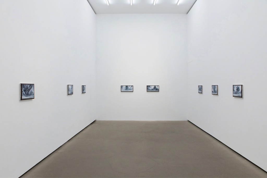 Titus Schade, Galerie EIGEN + ART Berlin, Photo: Eike Walkenhorst, Berlin Titus Schade, Galerie EIGEN + ART Berlin, Photo: Eike Walkenhorst, Berlin