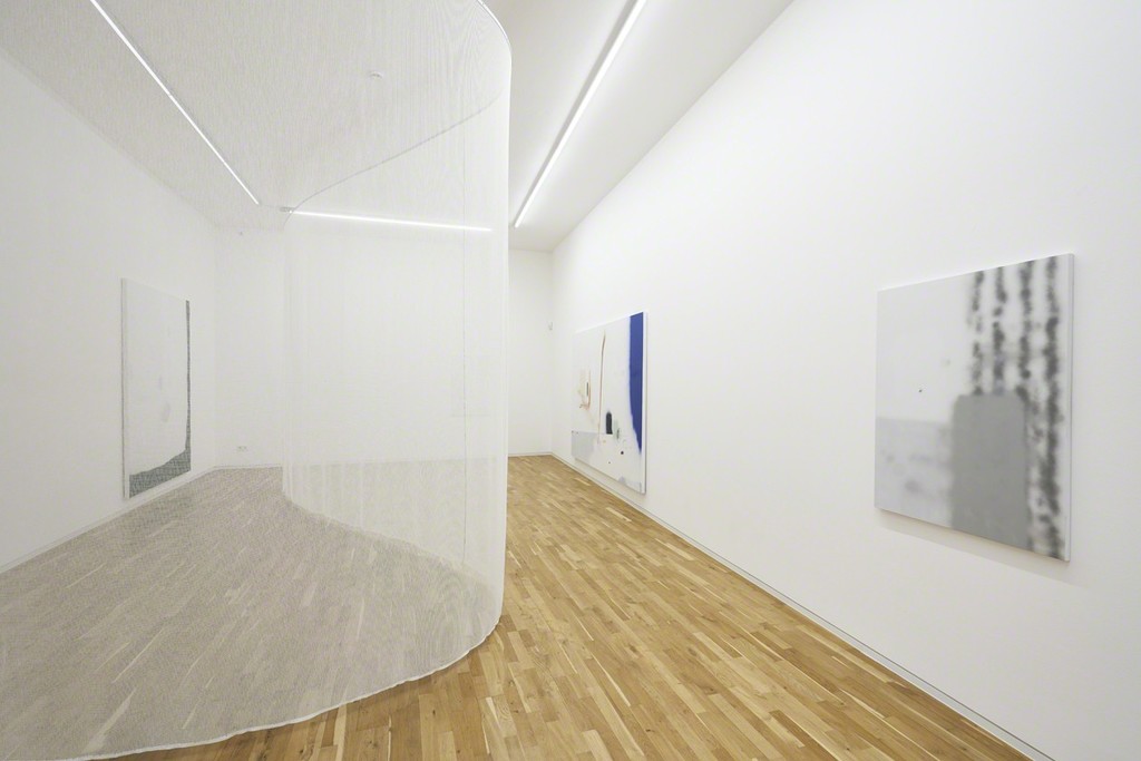 Julius Heinemann – Double Exposure, exhibition view, Jahn und Jahn, 2018 Julius Heinemann – Double Exposure, exhibition view, Jahn und Jahn, 2018