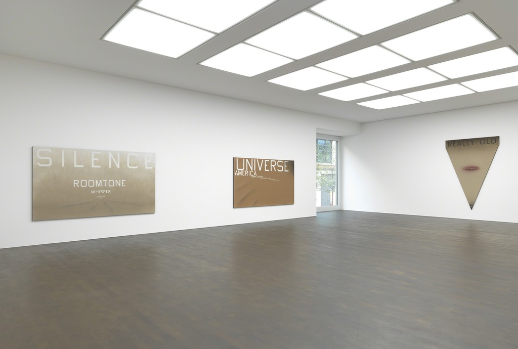 Installation views of Ed Ruscha's Extremes and In-Betweens exhibition at Gagosian, Grosvenor Hill from October 5 - December 17, 2016. © Ed Ruscha. Courtesy Gagosian. Photo by Mike Bruce. Installation views of Ed Ruscha's Extremes and In-Betweens exhibition at Gagosian, Grosvenor Hill from October 5 - December 17, 2016. © Ed Ruscha. Courtesy Gagosian. Photo by Mike Bruce.