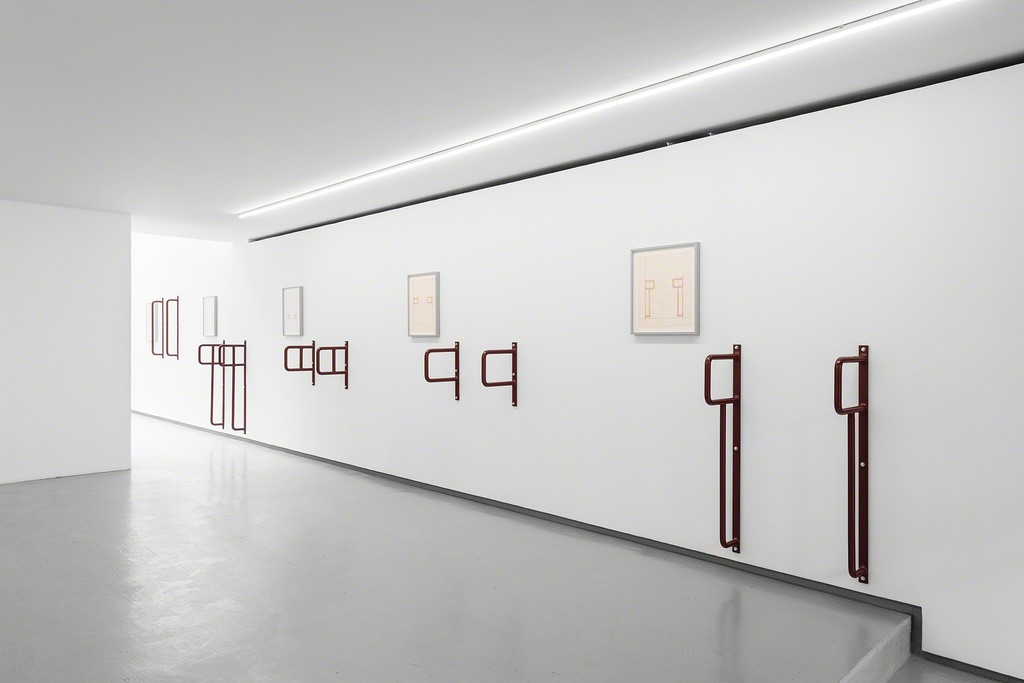 Exhibition view “n x 2 modules” Valentin,
Paris, France, 2017.
© Photo: Grégory Copitet / Courtesy of the artist and Valentin, Paris. Exhibition view “n x 2 modules” Valentin,
Paris, France, 2017.
© Photo: Grégory Copitet / Courtesy of the artist and Valentin, Paris.