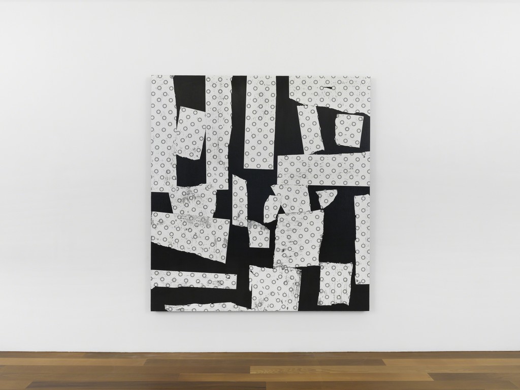 Exhibition view, Yves Zurstrassen, Galerie Xippas, Geneva, Switzerland, 2017. ©Annik Wetter Exhibition view, Yves Zurstrassen, Galerie Xippas, Geneva, Switzerland, 2017. ©Annik Wetter