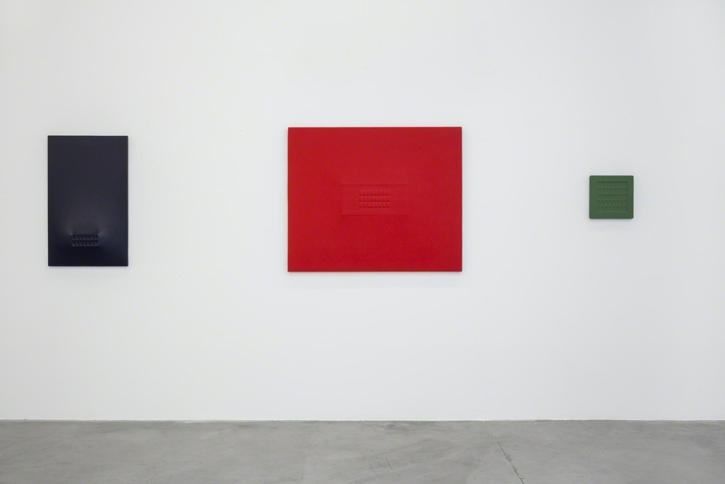 Turi Simeti 'Le Choix du signe', curated by Natacha Carron at Almine Rech Gallery in Brussels
28.05 - 25.07.2015
Courtesy of the artist and Almine Rech Gallery
Photos: © 2015 Sven Laurent - Let me shoot for you Turi Simeti 'Le Choix du signe', curated by Natacha Carron at Almine Rech Gallery in Brussels
28.05 - 25.07.2015
Courtesy of the artist and Almine Rech Gallery
Photos: © 2015 Sven Laurent - Let me shoot for you