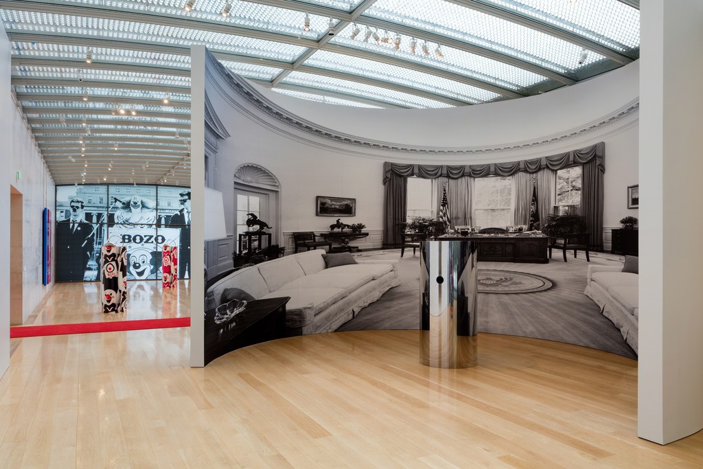 Installation view, Kathryn Andrews: Run for President, Nasher Sculpture Center, September 10, 2016 - January 08, 2017. Photo: Kevin Todora. Installation view, Kathryn Andrews: Run for President, Nasher Sculpture Center, September 10, 2016 - January 08, 2017. Photo: Kevin Todora.