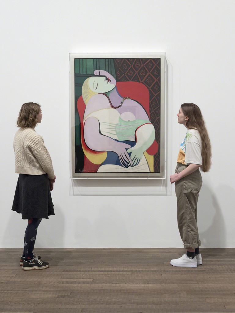 Installation view of Picasso 1932 - Love, Fame, Tragedy. Photo by Tate Installation view of Picasso 1932 - Love, Fame, Tragedy. Photo by Tate