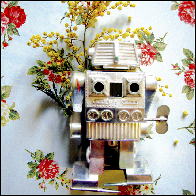Captain Fluo, ‘Mimi, le robot’, ca. 2009, Photography, C-print, VOZ'Galerie