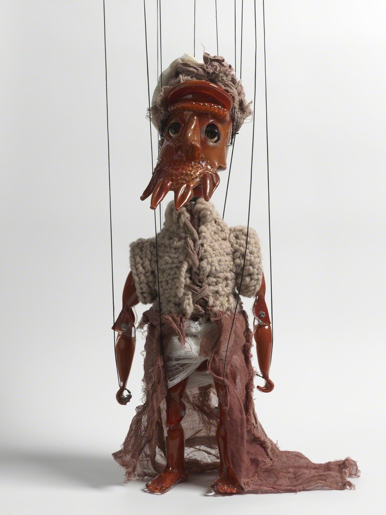Wael SHAWKY, Cabaret Crusades: The Secrets of Karbalaa (Marionette), 2015 © Wael Shawky; Courtesy Lisson Gallery
Wael SHAWKY, Cabaret Crusades: The Secrets of Karbalaa (Marionette), 2015 © Wael Shawky; Courtesy Lisson Gallery