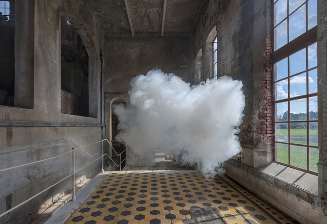 Berndnaut Smilde, ‘Nimbus de Toekomst 2’, 2019, Photography, Digital C-type print on aluminium, Ronchini Gallery