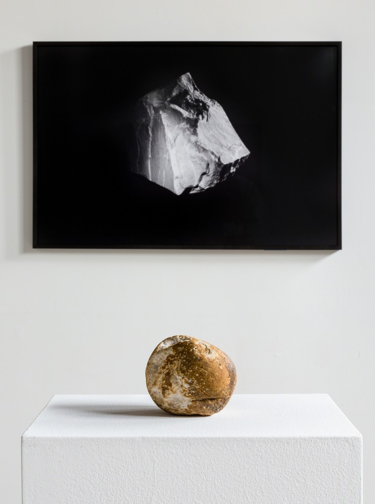Installation view, Leah Raintree, Another Land: After Noguchi, August 10, 2016–January 8, 2017. Photo: Nicholas Knight / © The Isamu Noguchi Foundation and Garden Museum, NY. Installation view, Leah Raintree, Another Land: After Noguchi, August 10, 2016–January 8, 2017. Photo: Nicholas Knight / © The Isamu Noguchi Foundation and Garden Museum, NY.