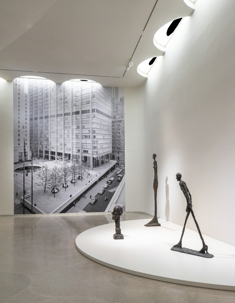 Installation view: Giacometti, Solomon R. Guggneheim Museum, New York, June 8–September 12, 2018
Photo: David Heald © Solomon R. Guggenheim Foundation, 2018 Installation view: Giacometti, Solomon R. Guggneheim Museum, New York, June 8–September 12, 2018
Photo: David Heald © Solomon R. Guggenheim Foundation, 2018