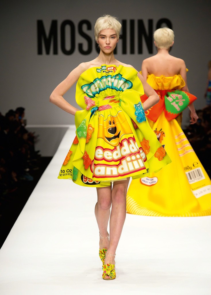 The Vulgar: Fashion Redefined, Jeremy Scott for Moschino, Dress, Autumn/Winter 2014–2015, Ready-to-wear, Courtesy Moschino
The Vulgar: Fashion Redefined, Jeremy Scott for Moschino, Dress, Autumn/Winter 2014–2015, Ready-to-wear, Courtesy Moschino