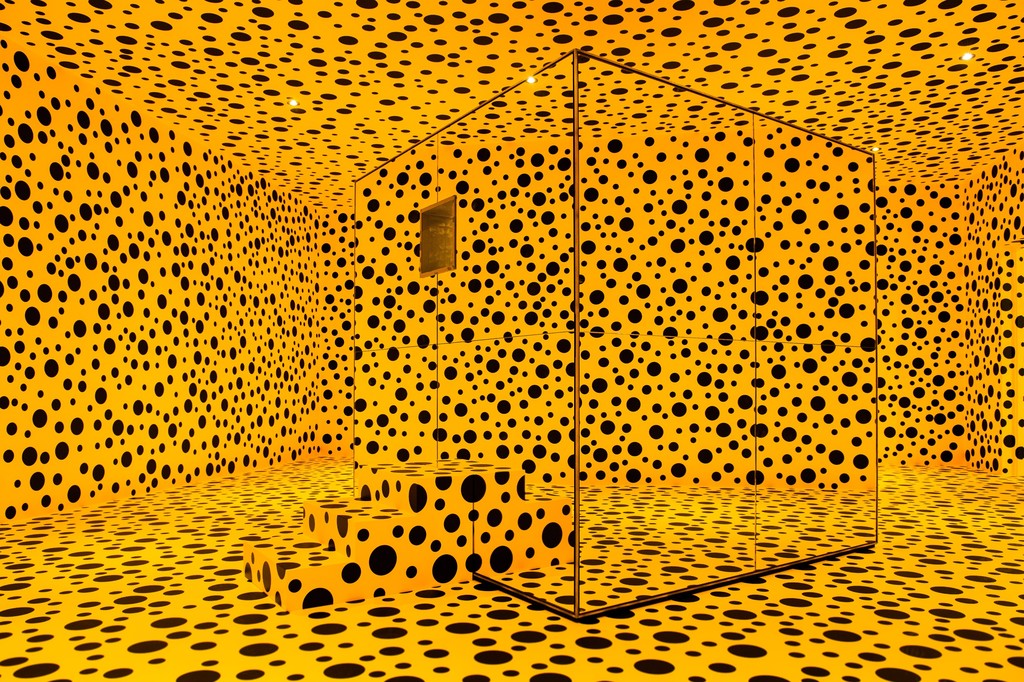 Installation view of YAYOI KUSAMA (2015). Louisiana Museum of Modern Art. Photo by Kim Hansen. Installation view of YAYOI KUSAMA (2015). Louisiana Museum of Modern Art. Photo by Kim Hansen.
