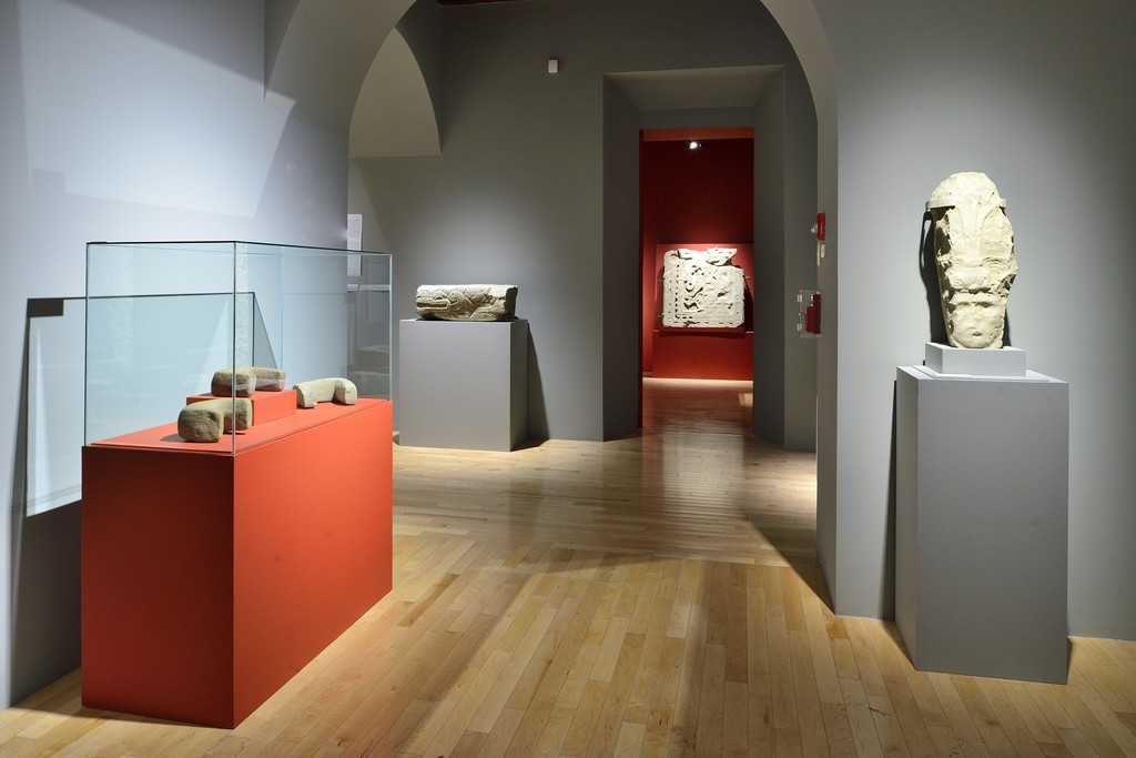 View of "Divine Lords of the Mountain. Puebla's Northern Sierra in times of El Tajín", Museo Amparo, Puebla, Mexico, 2017. View of "Divine Lords of the Mountain. Puebla's Northern Sierra in times of El Tajín", Museo Amparo, Puebla, Mexico, 2017.