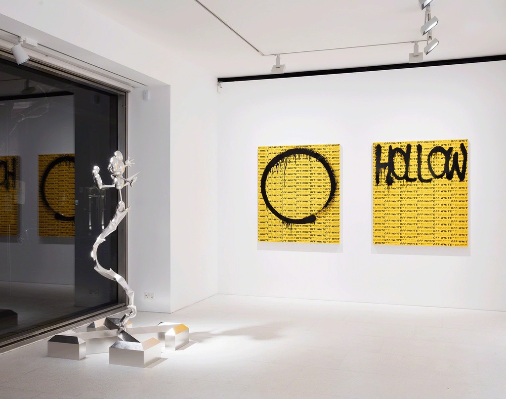 Artworks ©︎ Virgil Abloh and ©︎ Takashi Murakami. Photo by Lucy Dawkins. Courtesy Gagosian. Artworks ©︎ Virgil Abloh and ©︎ Takashi Murakami. Photo by Lucy Dawkins. Courtesy Gagosian.